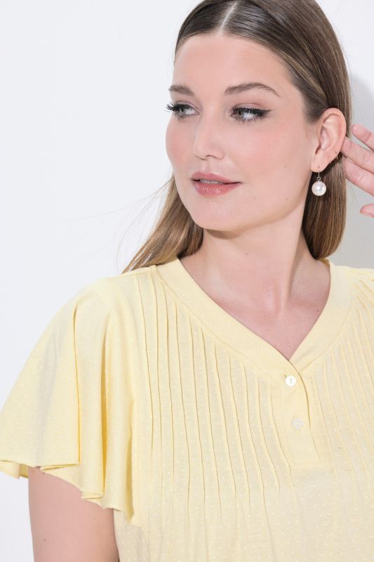 Тениска с точки