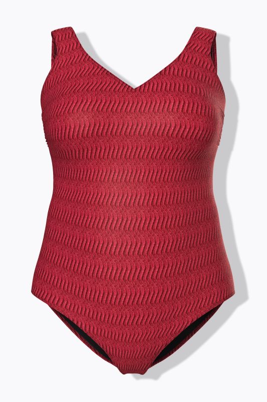 Бански с текстурирана материя