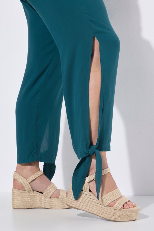 Панталон с връзки на крачолите