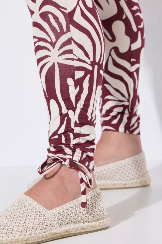 Клин с абстрактен принт на слънце