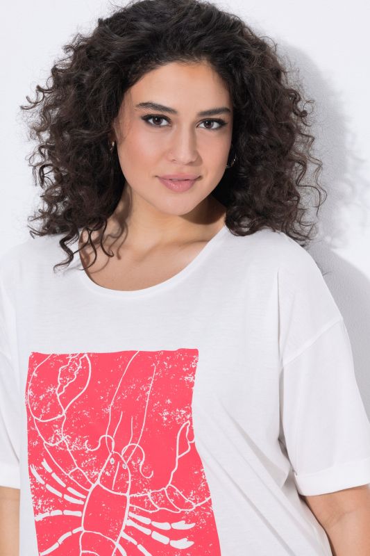 Тениска с графичен мотив