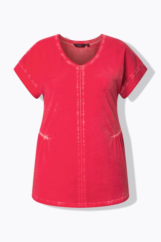 Тениска с неравномерни цветове