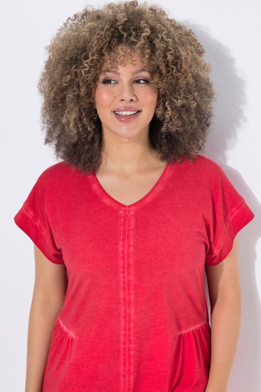 Тениска с неравномерни цветове