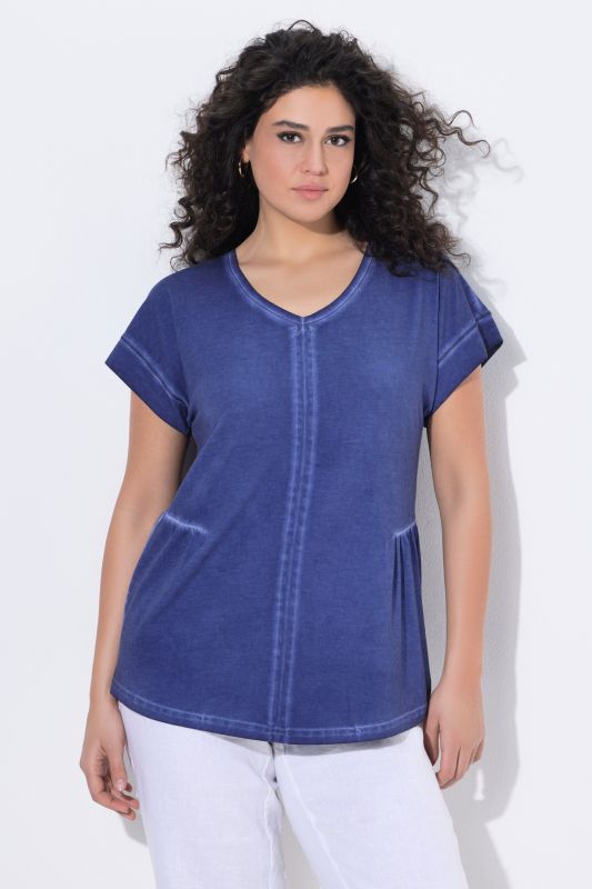 Тениска с неравномерни цветове