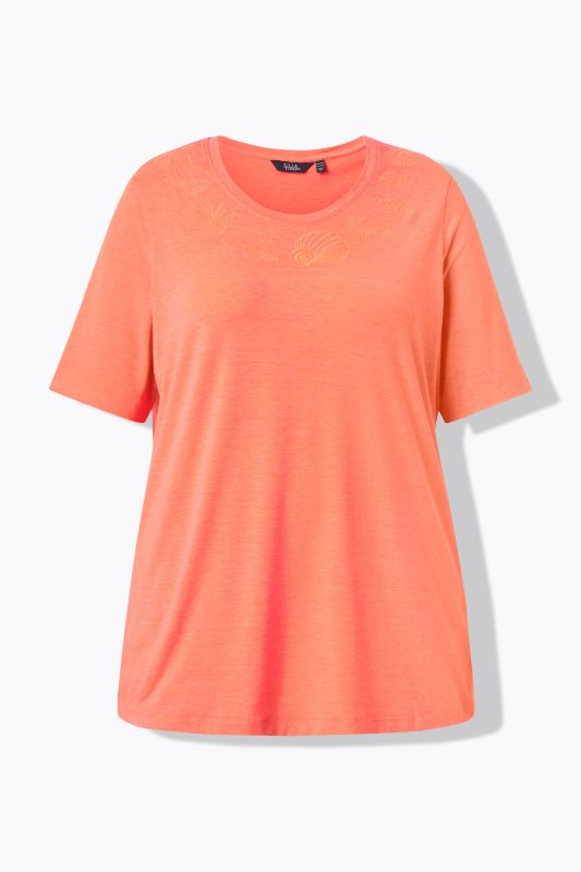 Seashell Embroidered Short Sleeve Tee