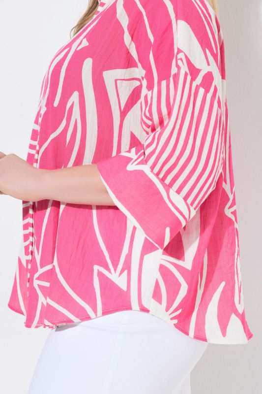 Риза с абстрактен принт