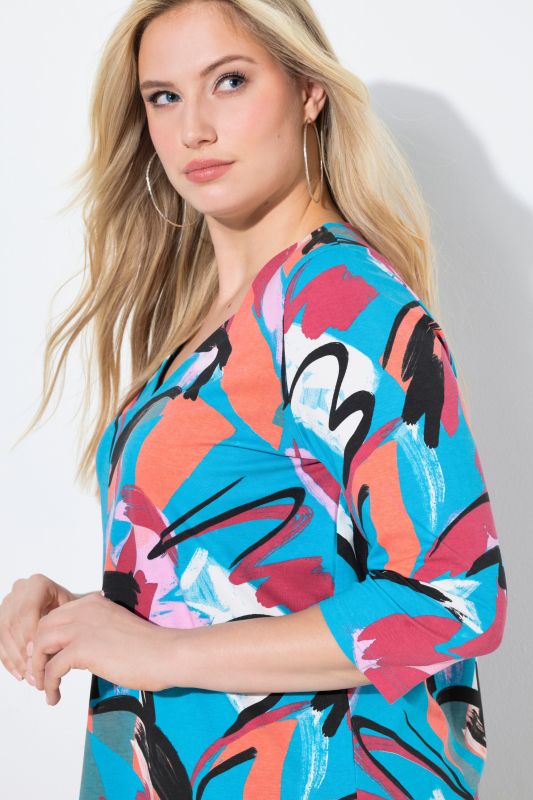 Тениска с рисуван принт