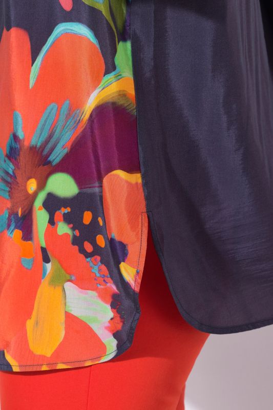 Риза с флорален мотив