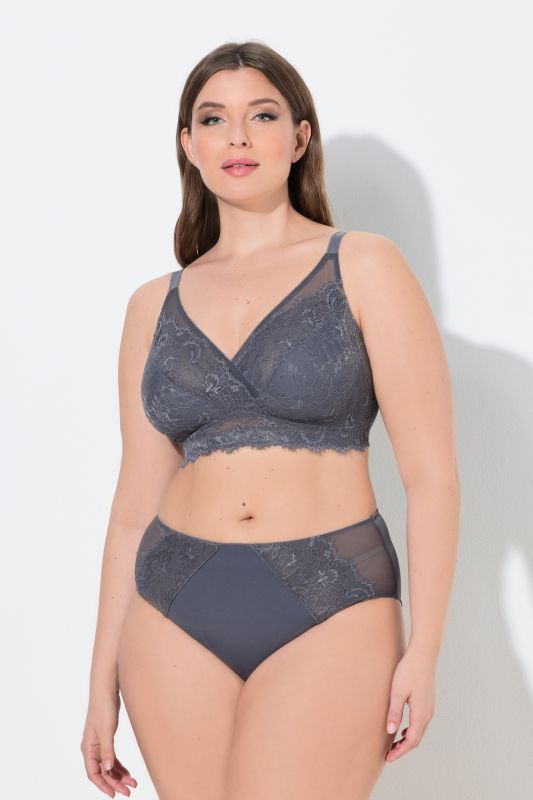 Scalloped Lace Bralette