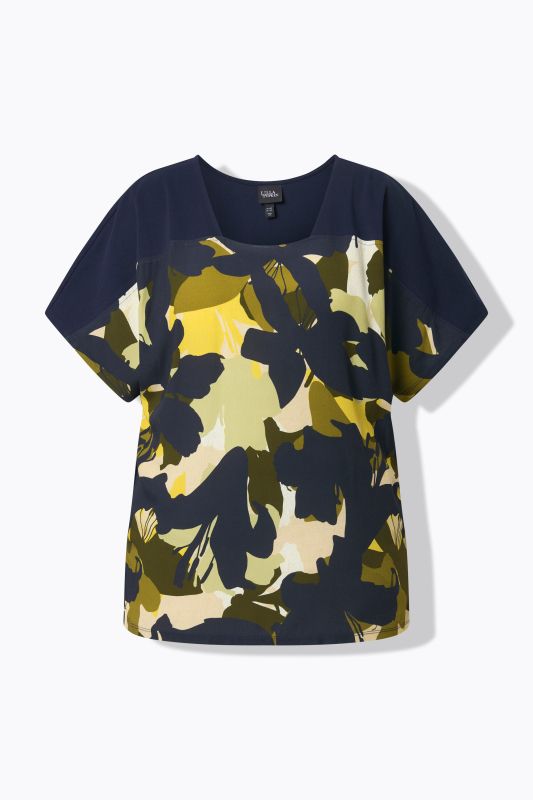 Тениска с флорален принт в земни цветове
