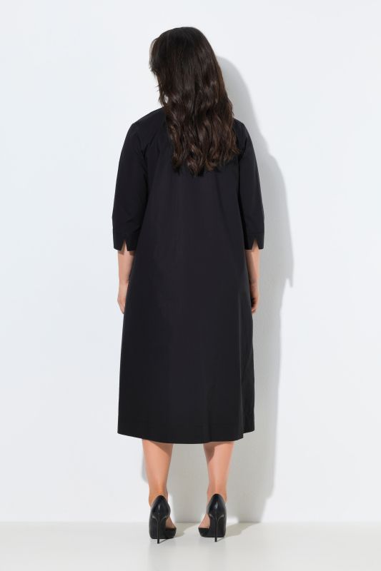 Рокля от памучна материя с яка