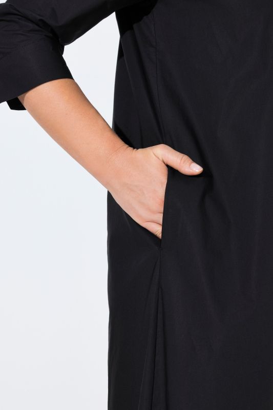 Рокля от памучна материя с яка