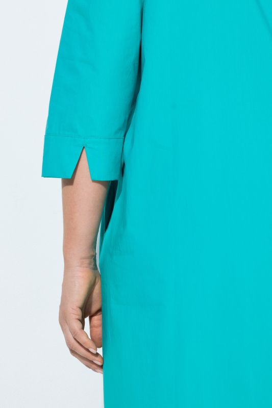 Рокля от памучна материя с яка