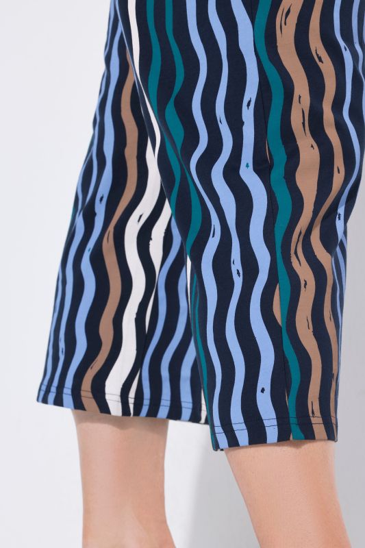 Панталон с широки крачоли и принт на вълни