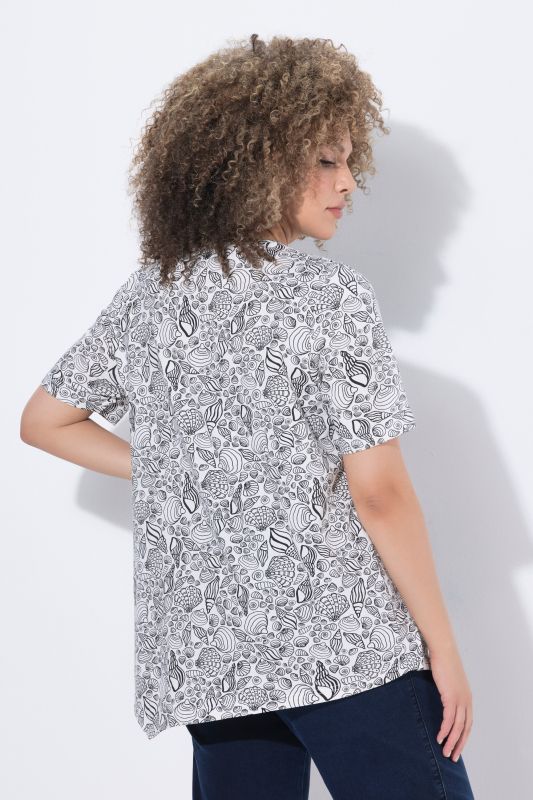 Тениска с асиметричен подгъв