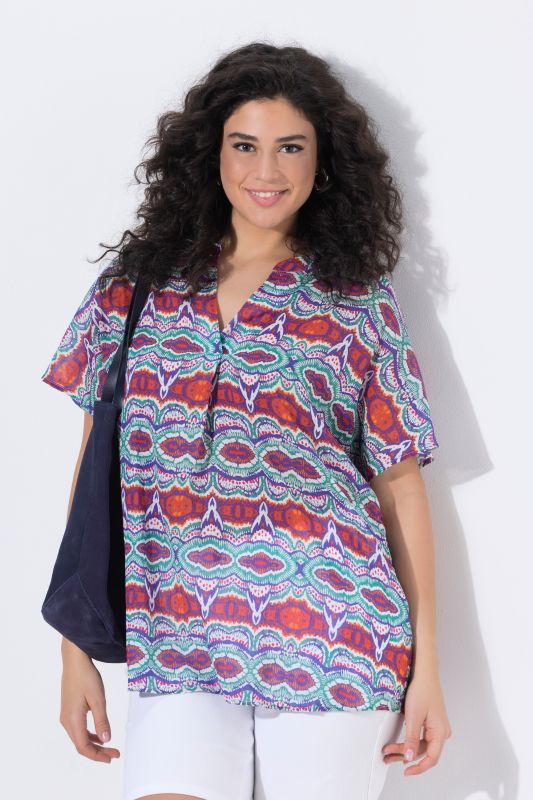 Блуза с принт и драперия на деколтето