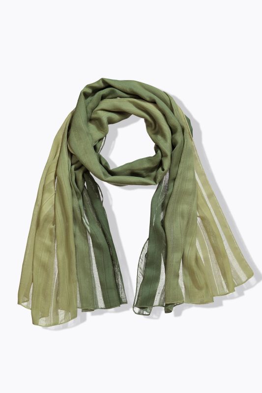 Шал с текстурирани райета