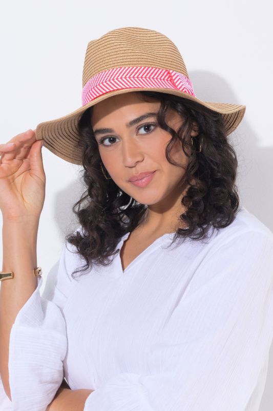 Шапка сламена с цветен акцент