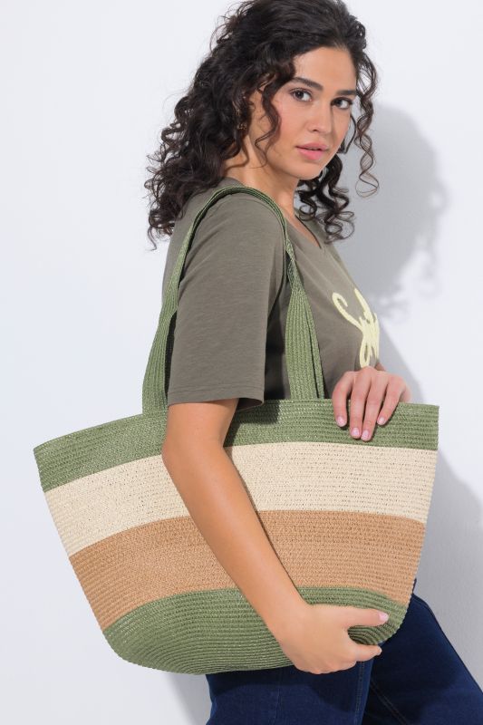 Straw bag