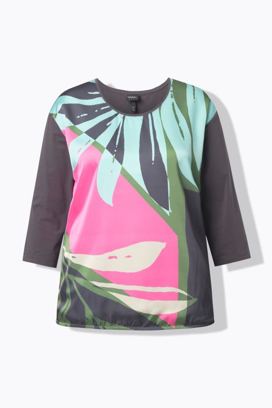 Goblet Collar Rosette Applique Tee