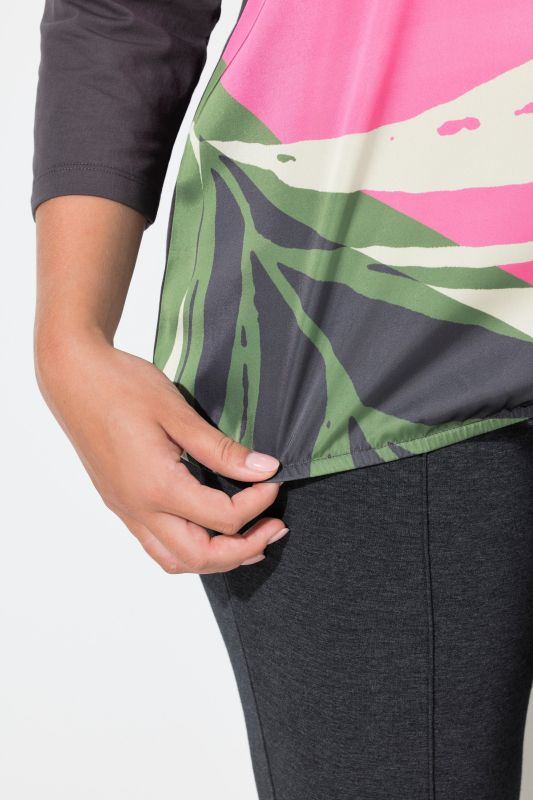 Goblet Collar Rosette Applique Tee