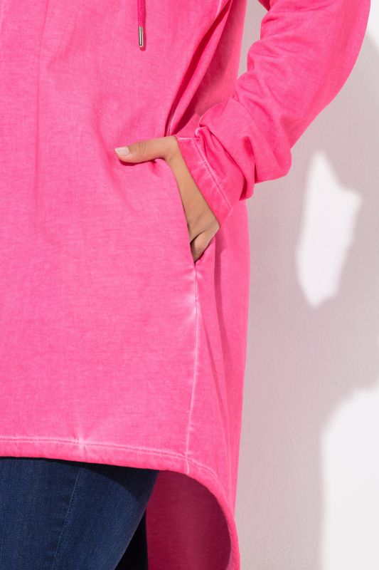 Рокля с графичен тропически принт