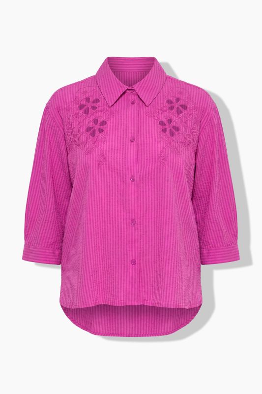 Embroidered 3/4 Sleeve Seersucker Blouse