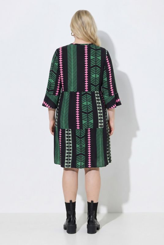 Graphic Striped 3/4 Sleeve Dress