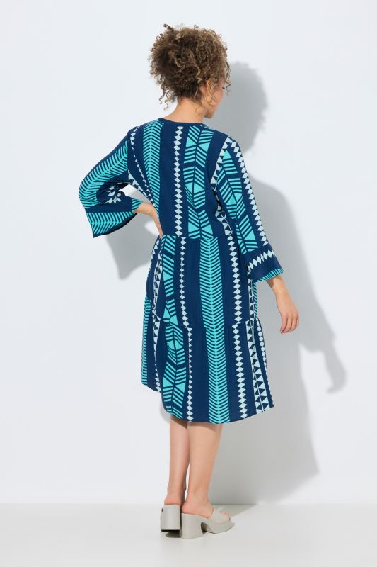 Graphic Striped 3/4 Sleeve Dress