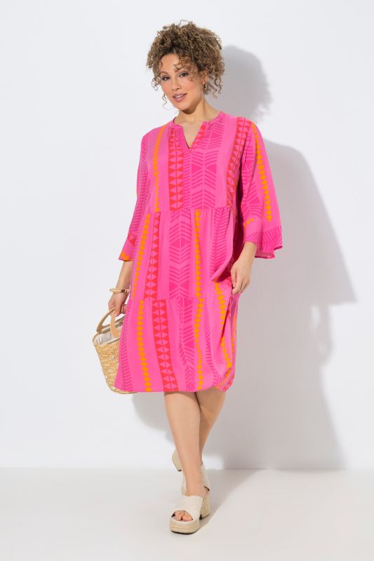 Graphic Striped 3/4 Sleeve Dress