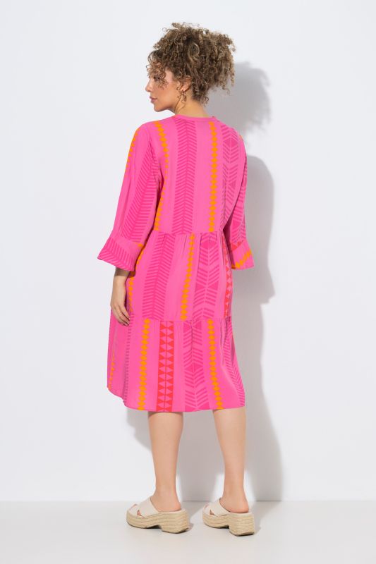 Graphic Striped 3/4 Sleeve Dress