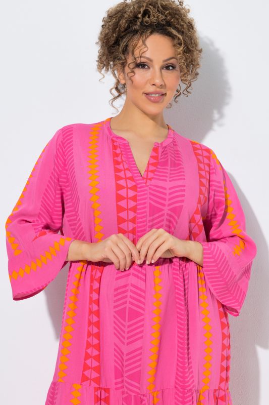 Graphic Striped 3/4 Sleeve Dress