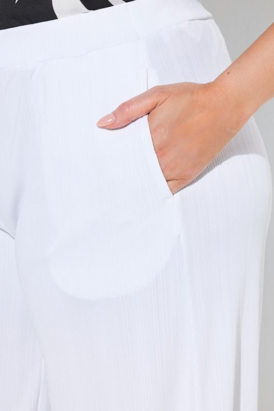 Textured Crepe Wide Leg Culottes