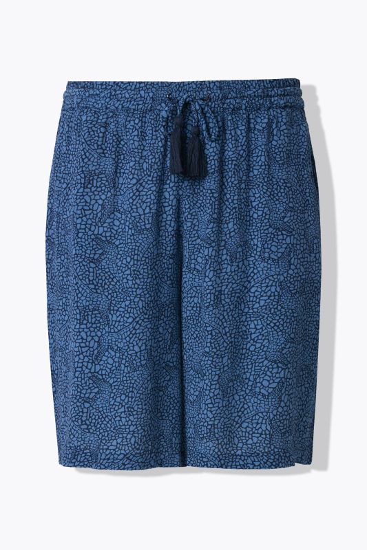 Giraffe Print  Bermuda Shorts