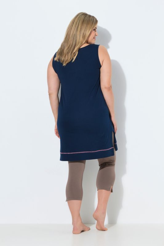 Catwalk Graphic Scoop Neck Nightgown