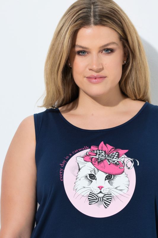 Catwalk Graphic Scoop Neck Nightgown