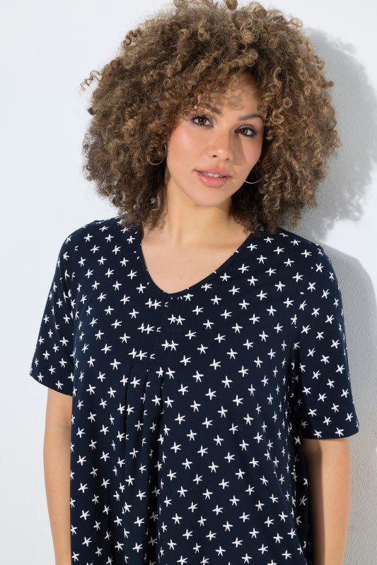 Star Print V-Neck Midi Dress