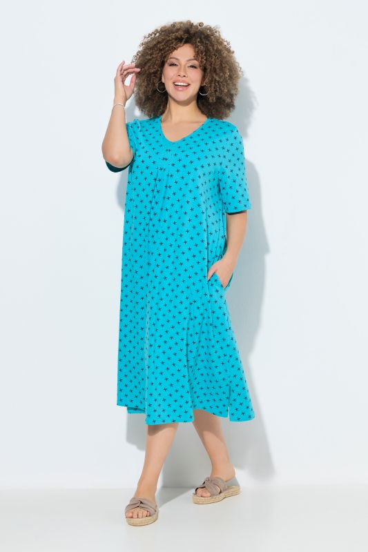 Star Print V-Neck Midi Dress