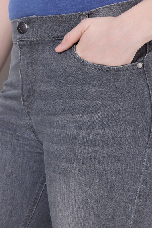 Stretch Fit Denim  Capris