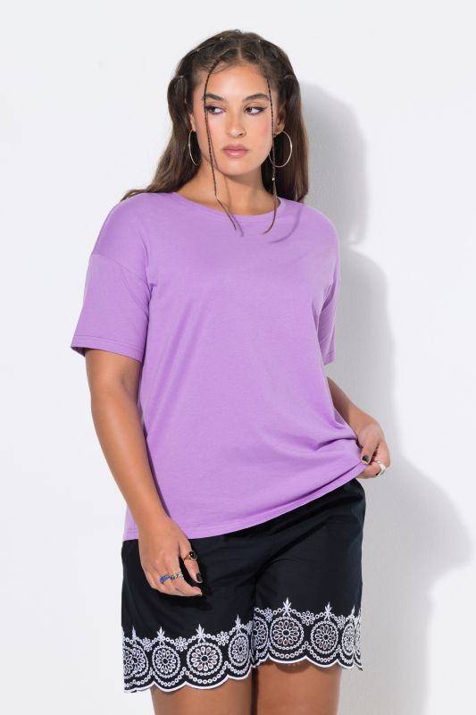 Round Neck Short Sleeve Relaxed Fit Cotton Tee