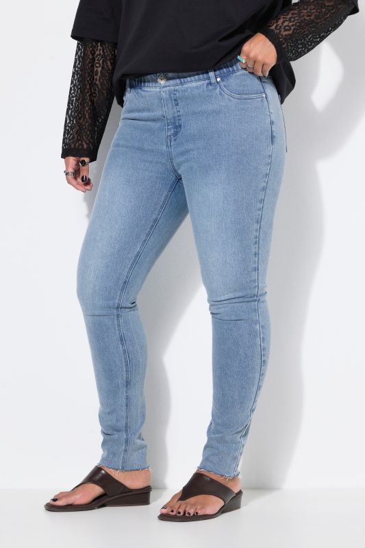 Skinny Jeans with Fringe Hem