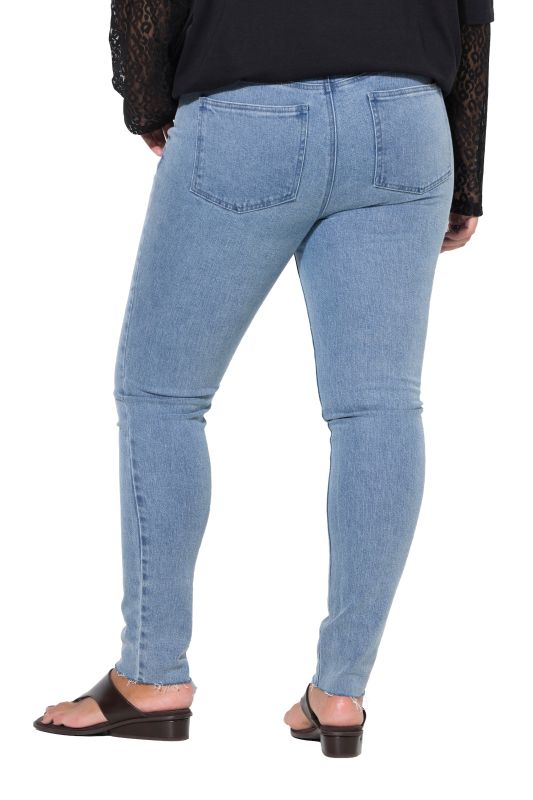 Skinny Jeans with Fringe Hem