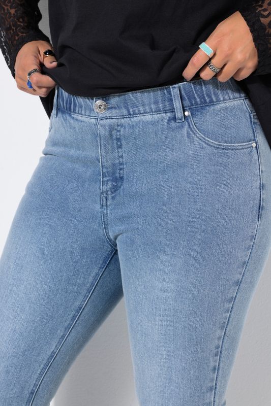 Skinny Jeans with Fringe Hem