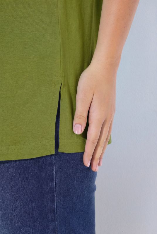 Basic Round Neck Short Sleeve Relaxed Fit  Tee