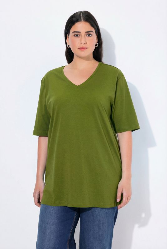 Basic V-Neck Relaxed Fit Short Sleeve Tee