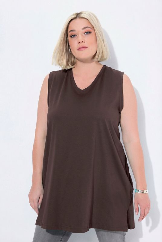 Basic V-Neck Knit Tank