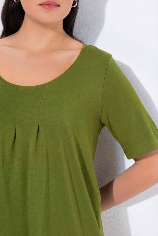 Essential Front Pleat Tee