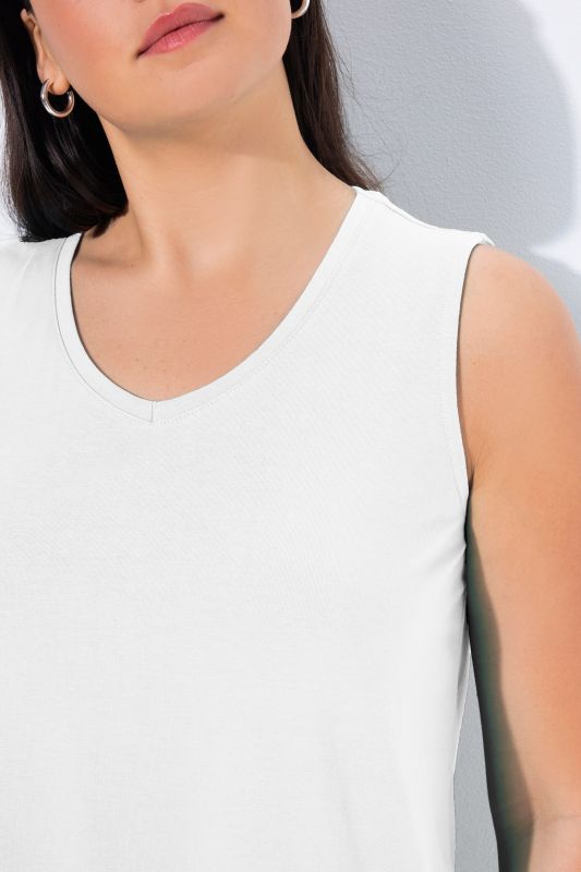 Essential V-Neck Stretch Cotton Tank