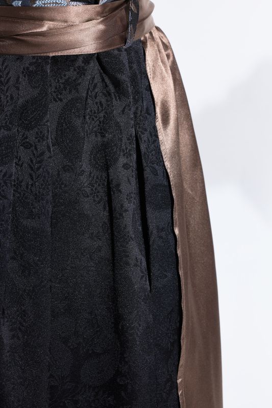 Floral Jacquard Satin Apron Dirndl