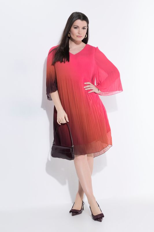Allover Pleated Short Sleeve Gradient Dress